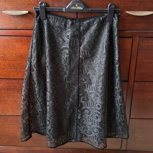 Elegant lace overlay skirt NWOT